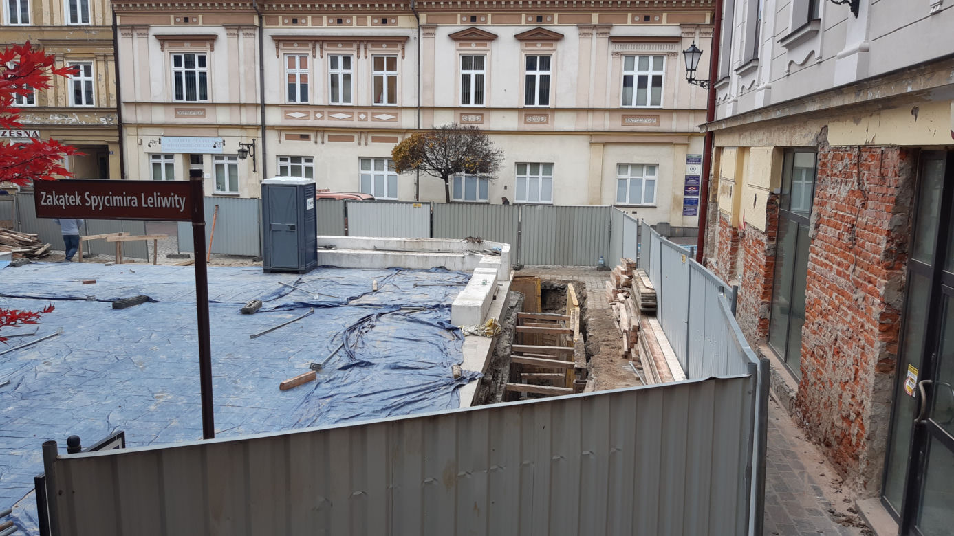 Wznowiono prace przed półbaszcie