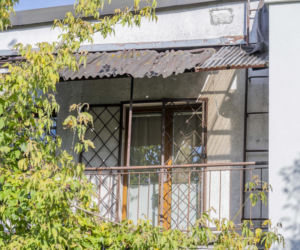 Dom Kaczyńskiego popada w ruinę