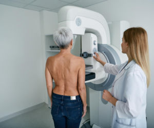 Masz to pod kontrolą. Naukowcy wskazują kluczowe zmiany, które chronią przed rakiem piersi