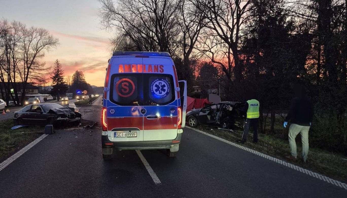 Wypadek w Ustroniu. Nagranie z monitoringu wiele wyjaśnia