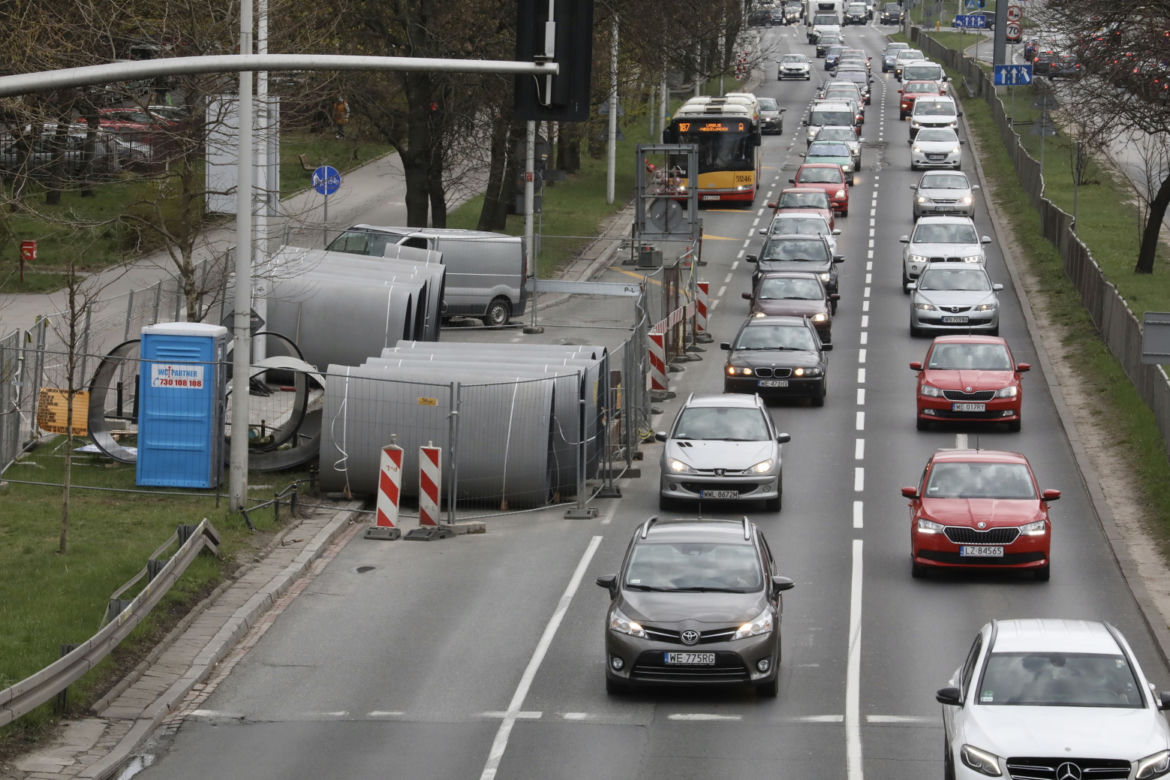 Będzie trudniej wyjechać z Mokotowa. Drogowcy zwężą Wisłostradę!