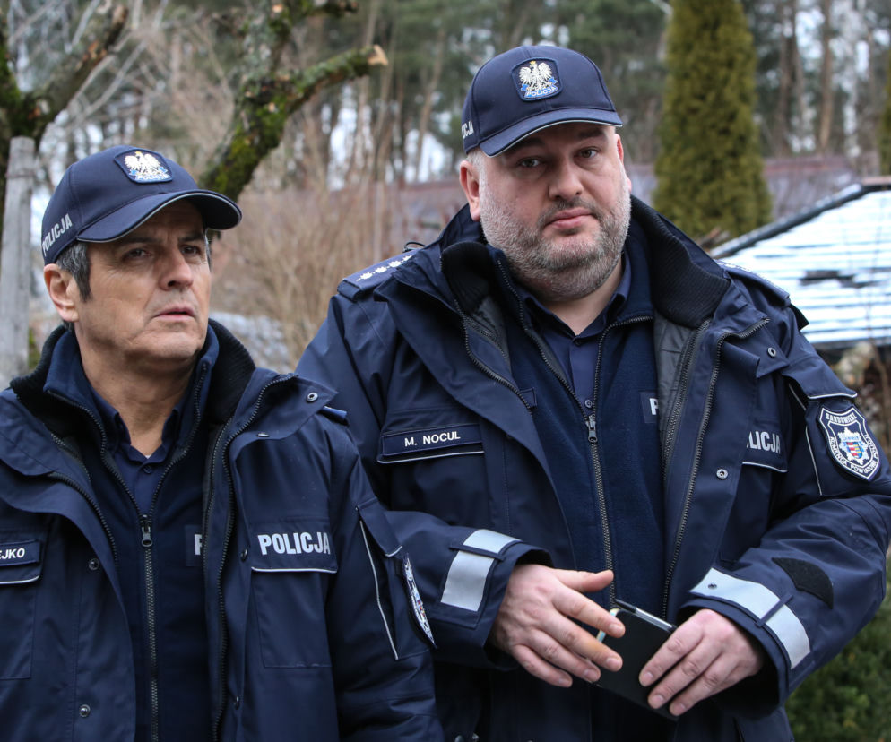 Ojciec Mateusz 21, odcinek 275. Orest Możejko (Piotr Polk), Nocul (Michał Piela)