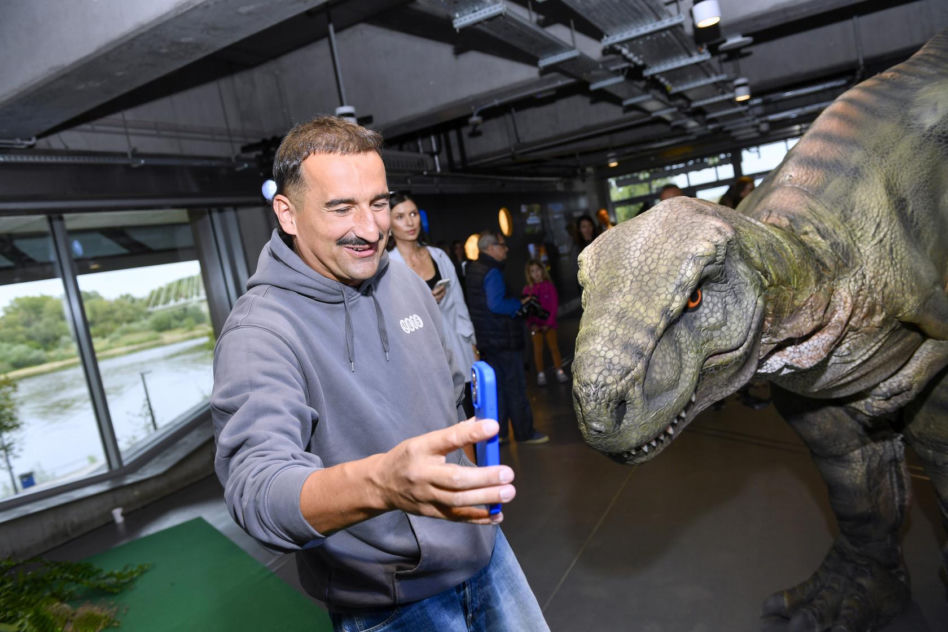 "Wędrówki z dinozaurami": Misiek Koterski