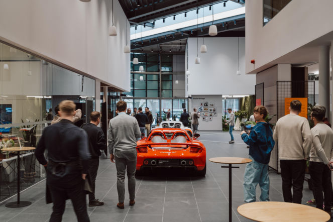 Porsche otworzyło największy salon w Polsce. To nie tylko miejsce zakupu samochodu