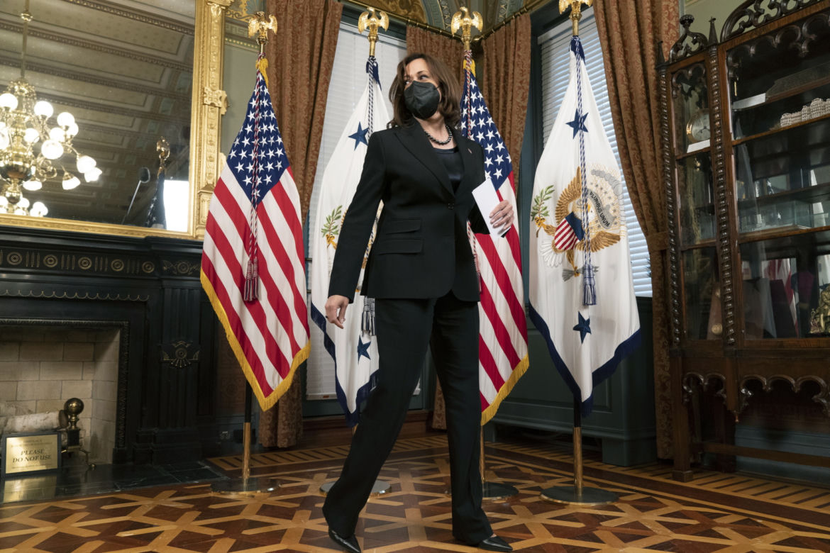 Taki styl ma Kamala Harris. Wiceprezydent USA przyleci do  Polski