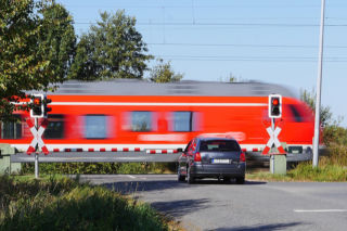 Dróżniczka nie opuściła rogatek. Badanie wykazało, że była nietrzeźwa 