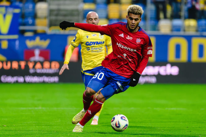 Arka Gdynia - Raków Częstochowa, zdjęcia kibiców i piłkarzy z meczu 17. kolejki PKO BP Ekstraklasy