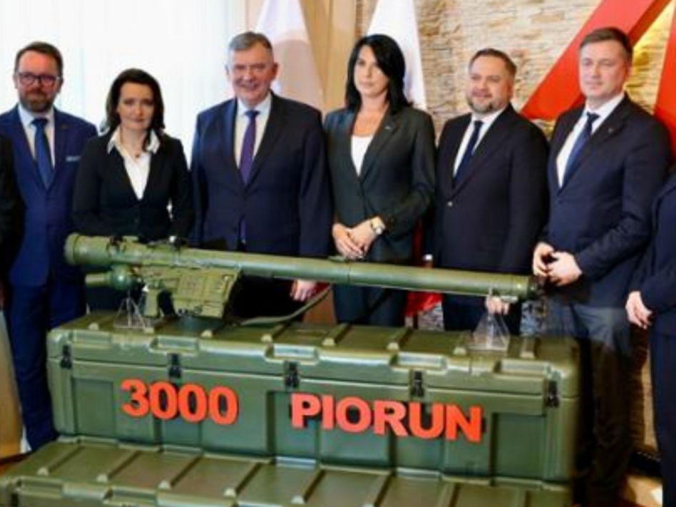 3000. egzemplarz przenośnego przeciwlotniczego zestawu rakietowego PIORUN