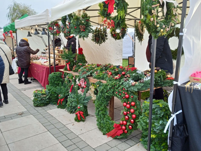 Świąteczny jarmark trwa w Siedlcach