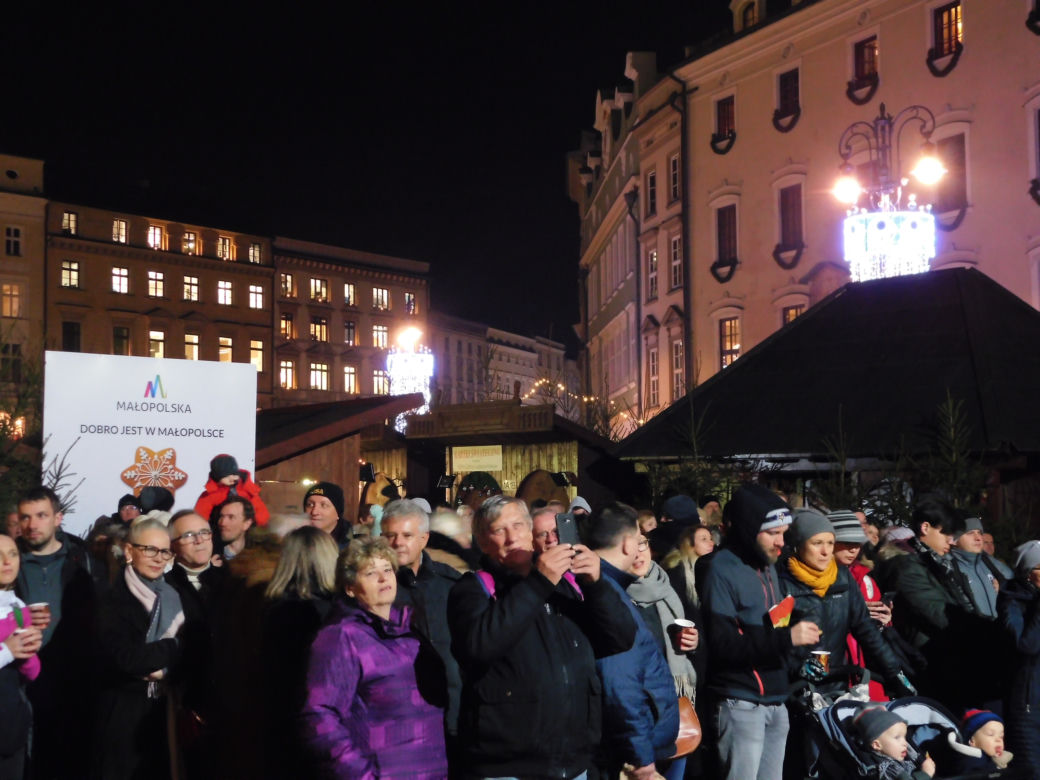 Wspaniały klimat na Jarmarku Bożonarodzeniowym w Krakowie