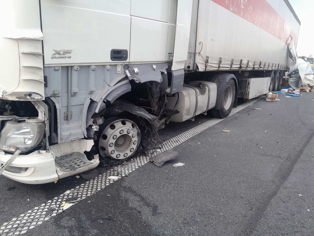 Wypadek na S1. Droga jest zablokowana 