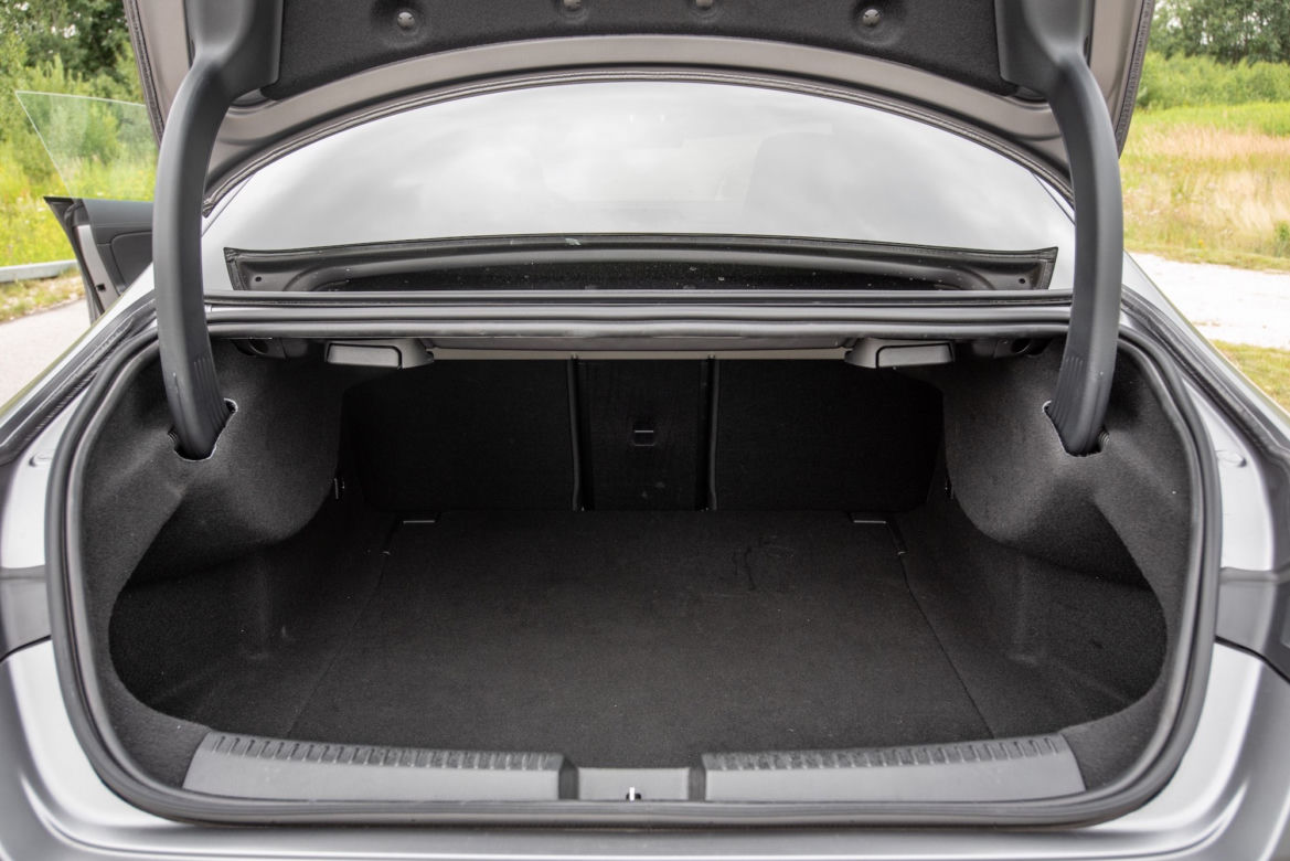 Mercedes-Benz CLA 220 4MATIC 7G-DCT