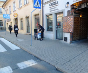 Jedzenie przywiezie ci...robot! W Lublinie pracują już roboty - dostawcy!
