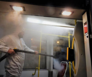 PARĄ W WIRUSA! Tramwaje Śląskie wytoczyły ZABÓJCZĄ broń przeciwko zarazie [ZDJĘCIA]