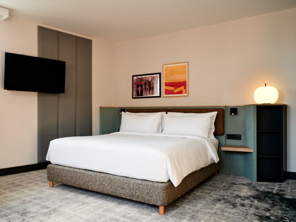 Hotel Crowne Plaza Budapest: kolejna zagraniczna realizacja pracowni Tremend