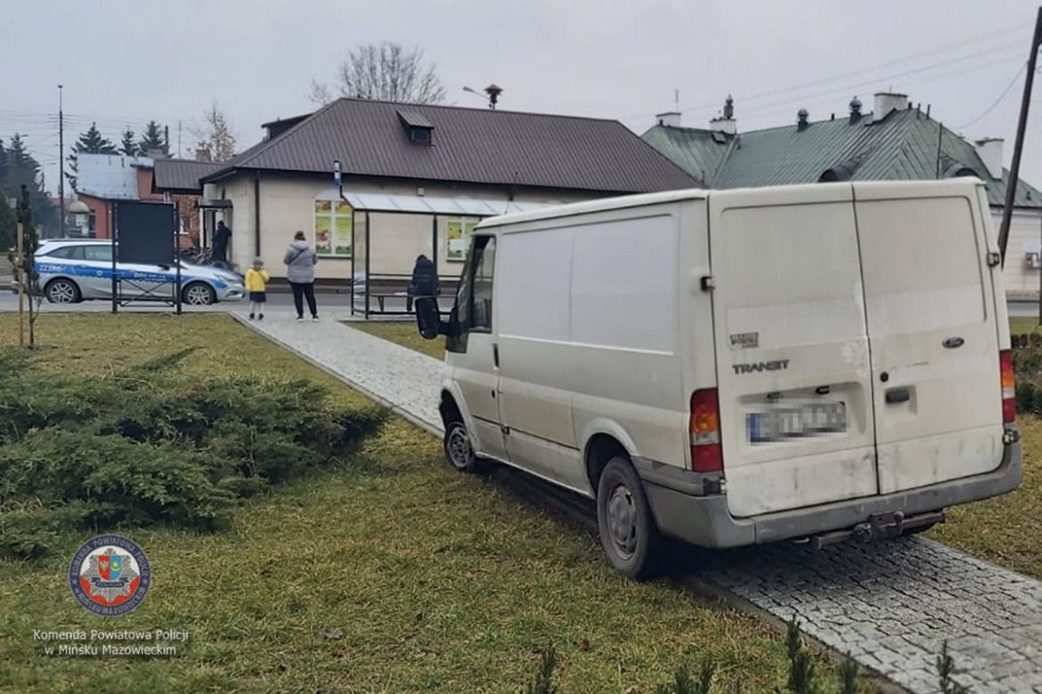 Pijak pędził bez koła po centrum