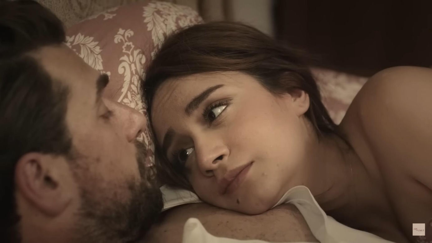 Romantyczna noc Elif i Kuzeya. Te sceny rozgrzeją fanów serialu "Miłość i nadzieja"
