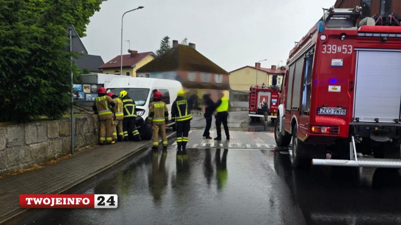 Bus wjechał w pieszych na chodniku w Sarbinowie. Za kierownicą pijany 28-latek