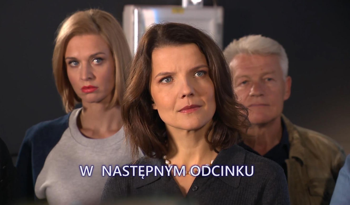 Na Wspólnej odc. 3744: Marta (Joanna Jabłczyńska), Roma Lenarska (Julia Kamińska)