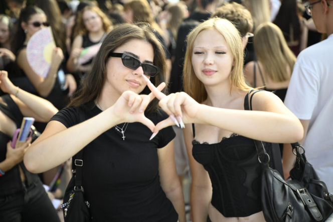 Drugi koncert The Weeknd w Warszawie. Najwierniejsi fani nie przestraszyli się morderczego upału. Znajdź się na zdjęciach