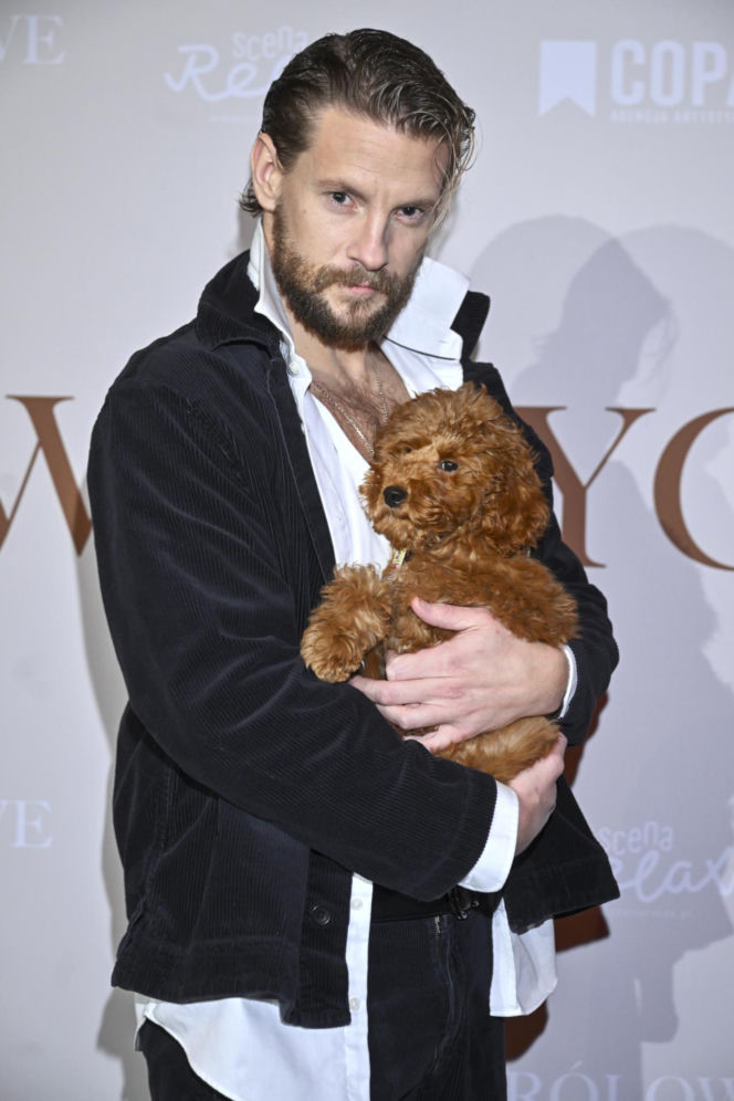 Sebastian Fabijański przeszedł ogromną metamorfozę. Kiedyś twardziel, dziś podbija taneczny parkiet