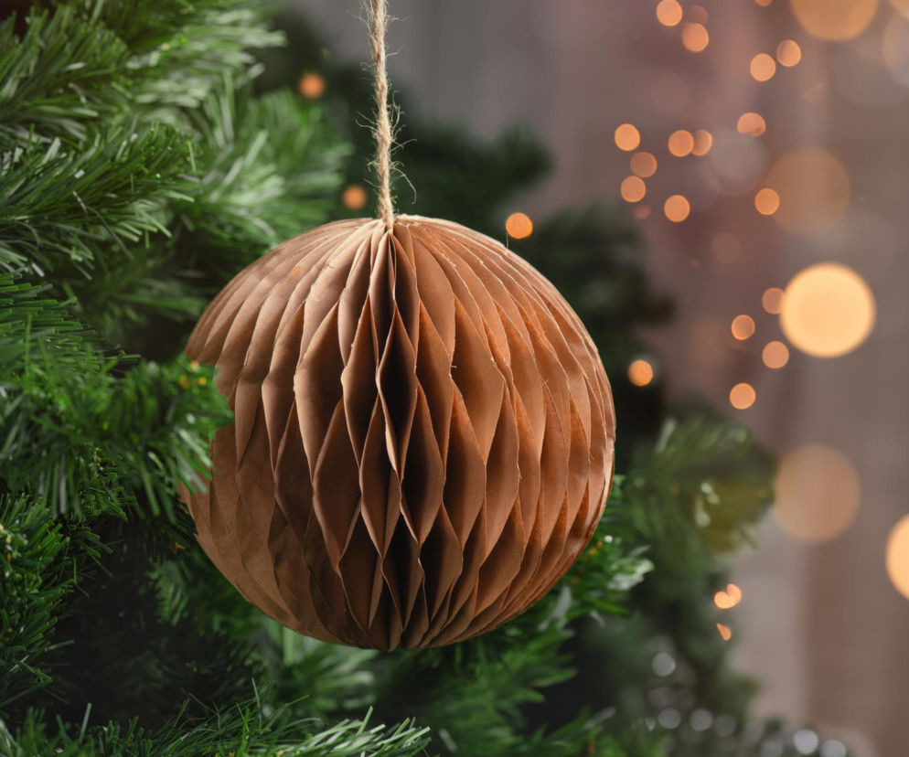 W tym roku nie kupuję bombek! Zrobię je sama - inspiracje na dekoracje DIY