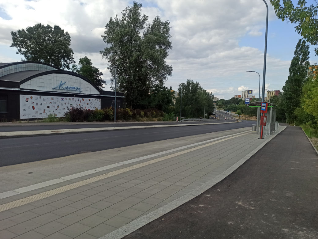 Rowerzyści z nowej ścieżki trafią... na schody
