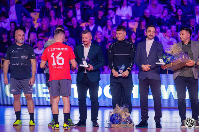 Świąteczne granie z Kubą Błaszczykowskim 2025