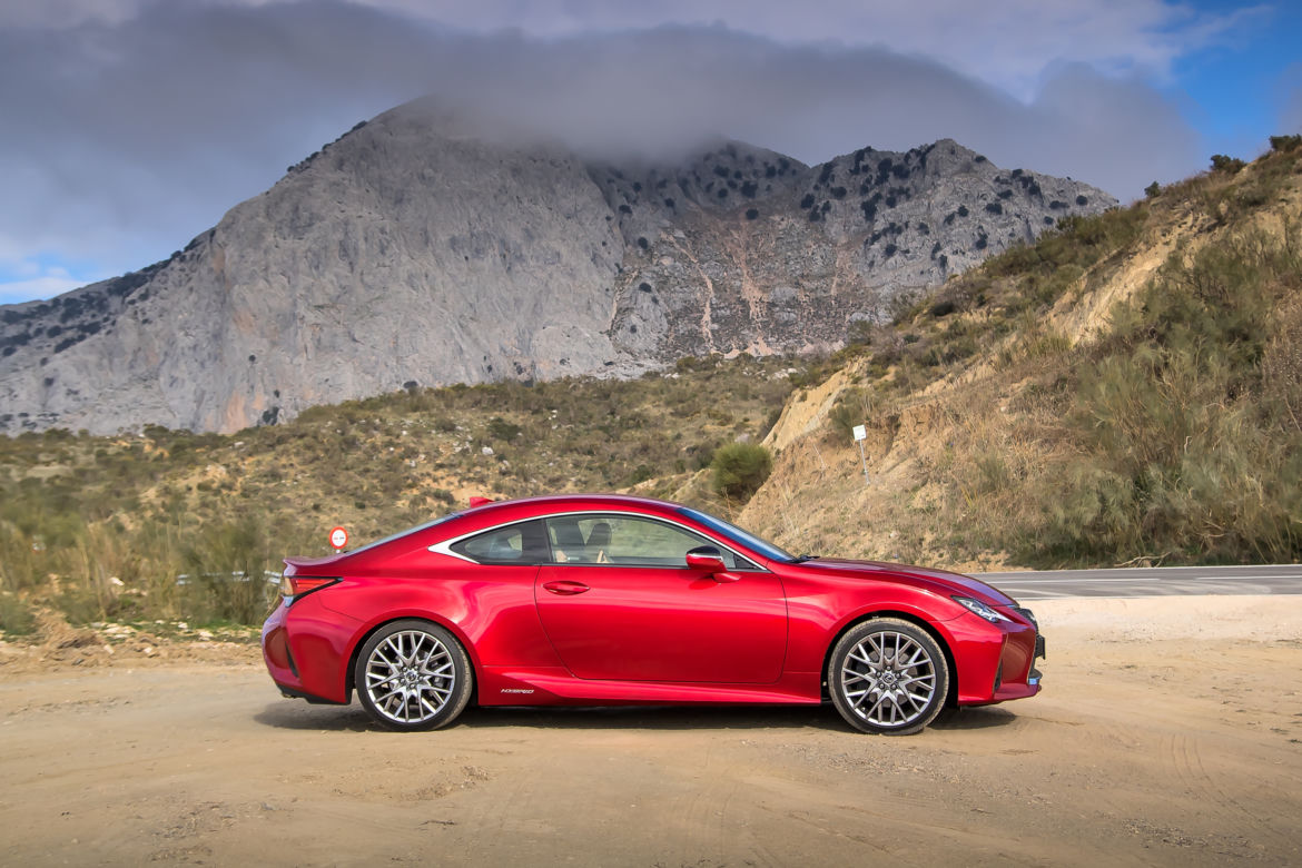 Lexus RC 300h Prestige lifting 2019