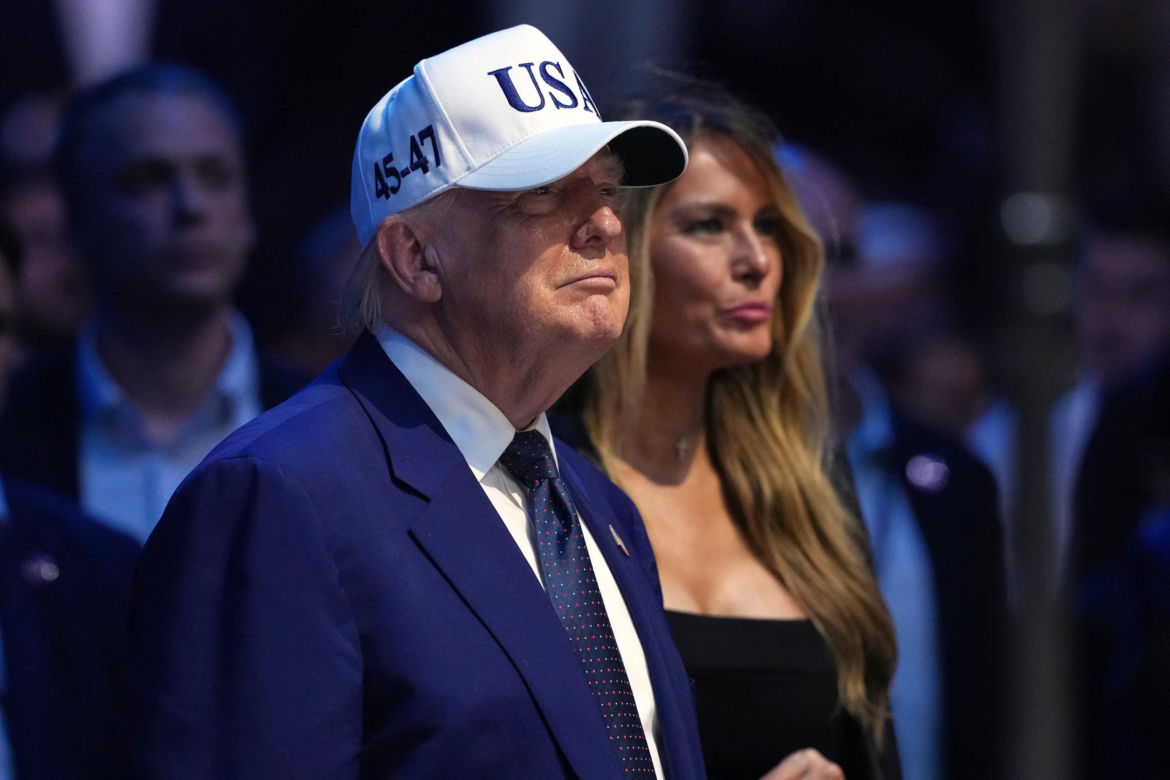 Melania Trump w skórze na urodzinach męża