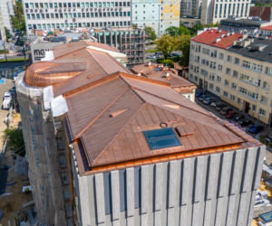 Dachy Muzeum Getta Warszawskiego już gotowe