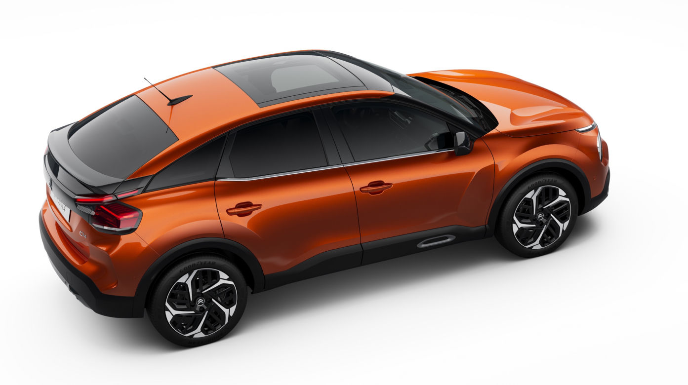 Nowy Citroen C4 i  ë-C4 – 100% ëlectric