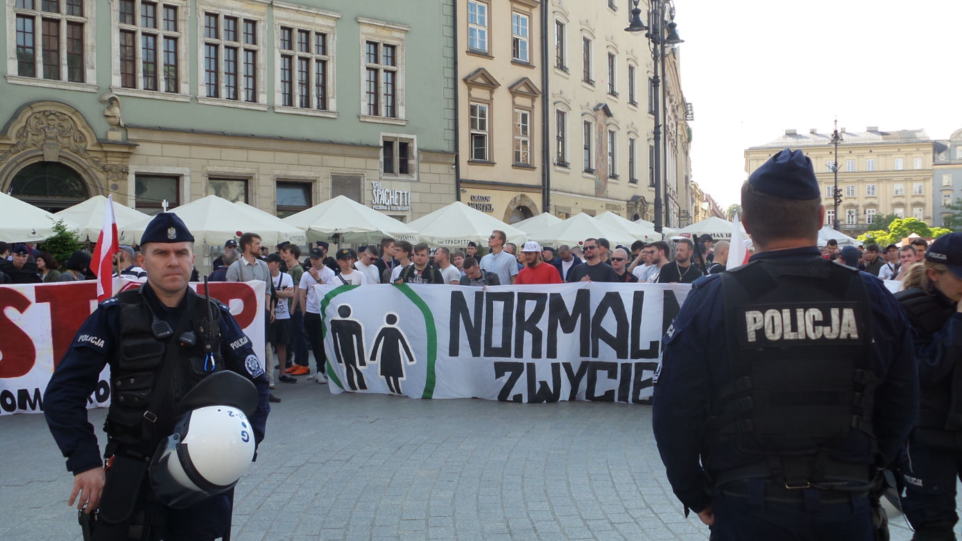 "Zboczeńcy, wypier**lać".Manifestowali przeciwko Marszowi Równości 18.05.2019 w Krakowie