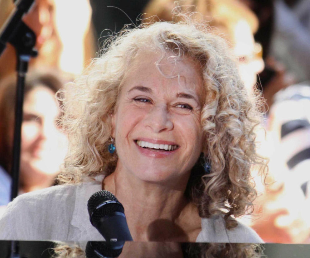 Carole King to prawdziwa ikona muzyki. Oto 10 utworów artystki, które koniecznie trzeba znać!