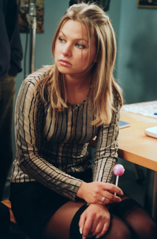 - Katarzyna Bujakiewicz przez lata grała w "Na dobre i na złe". Tak wyglądała na początku swojej przygody z serialem