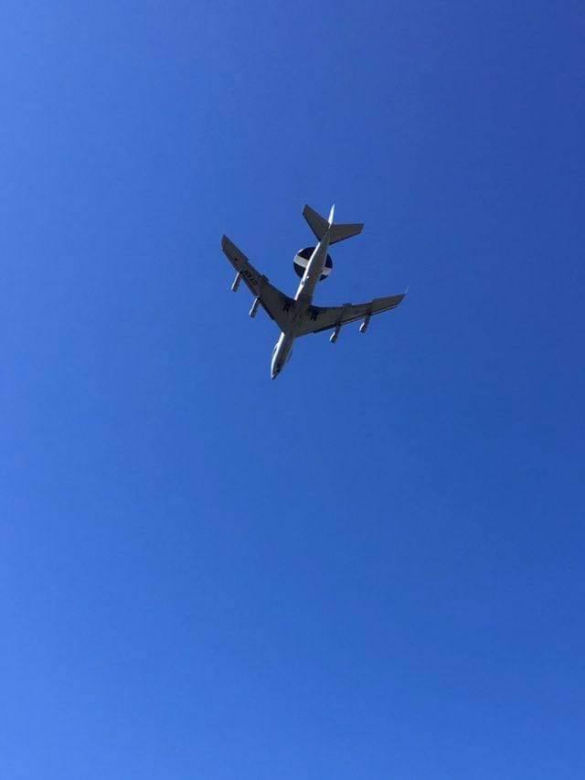 Samolot AWACS nad Krakowem