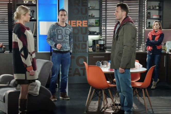 Pierwsza miłość. Radek (Mateusz Banasiuk), Jowita (Joanna Opozda), Kaśka (Misiek Koterski), Sabina (Urszula Dębska)