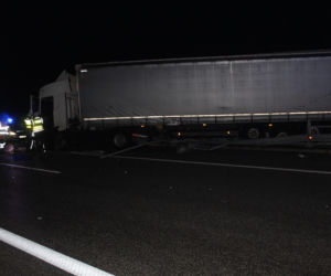 Koszmar na A1 pod Włocławkiem. Nie żyje mężczyzna, który spadł z wiaduktu!