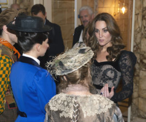 Księżna Kate ukrywa bliznę