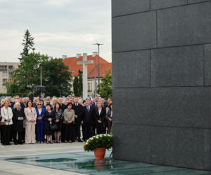Obchody miesięcznicy smoleńskiej w Warszawie
