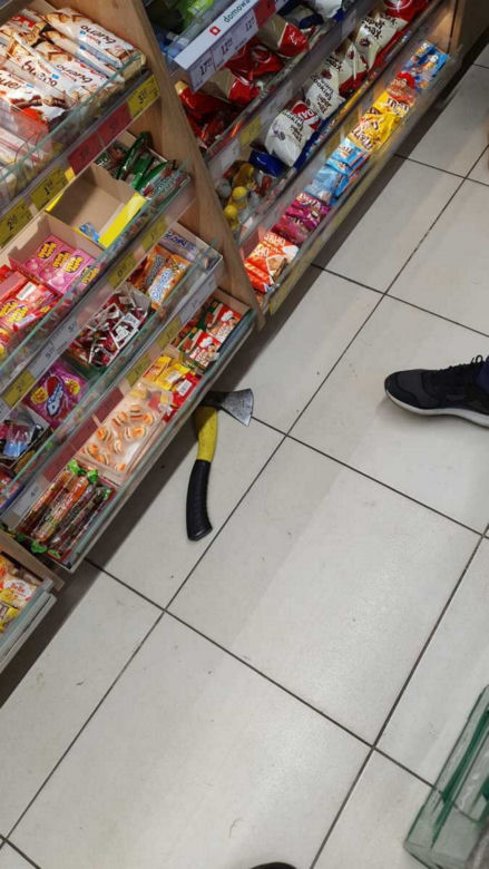Dwa razy z siekierą napadał na sklep podczas trzeciego skoku wpadł