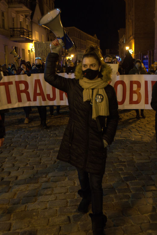 Strajk kobiet w Toruniu - 27-28.01.2021 - zdjęcia z protestów