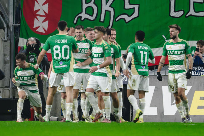 Lechia Gdańsk - Górnik Zabrze, zdjęcia kibiców i zawodników z meczu 18, kolejki PKO BP Ekstraklasy