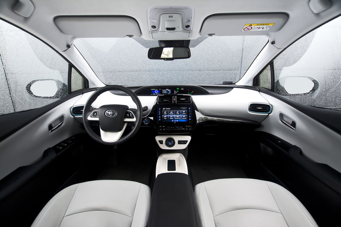 Toyota Prius Plug-in Hybrid Prestige