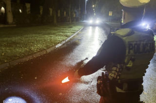 Pijany ojciec, który wiózł dzieci, surowo ukarany. Jest wyrok