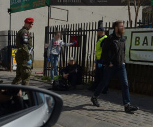 Wojsko opanowuje Warszawę