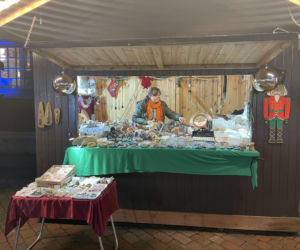 Pokémony, różowe gofry i zaskakujące różnice w cenach. Porównaliśmy łódzkie jarmarki