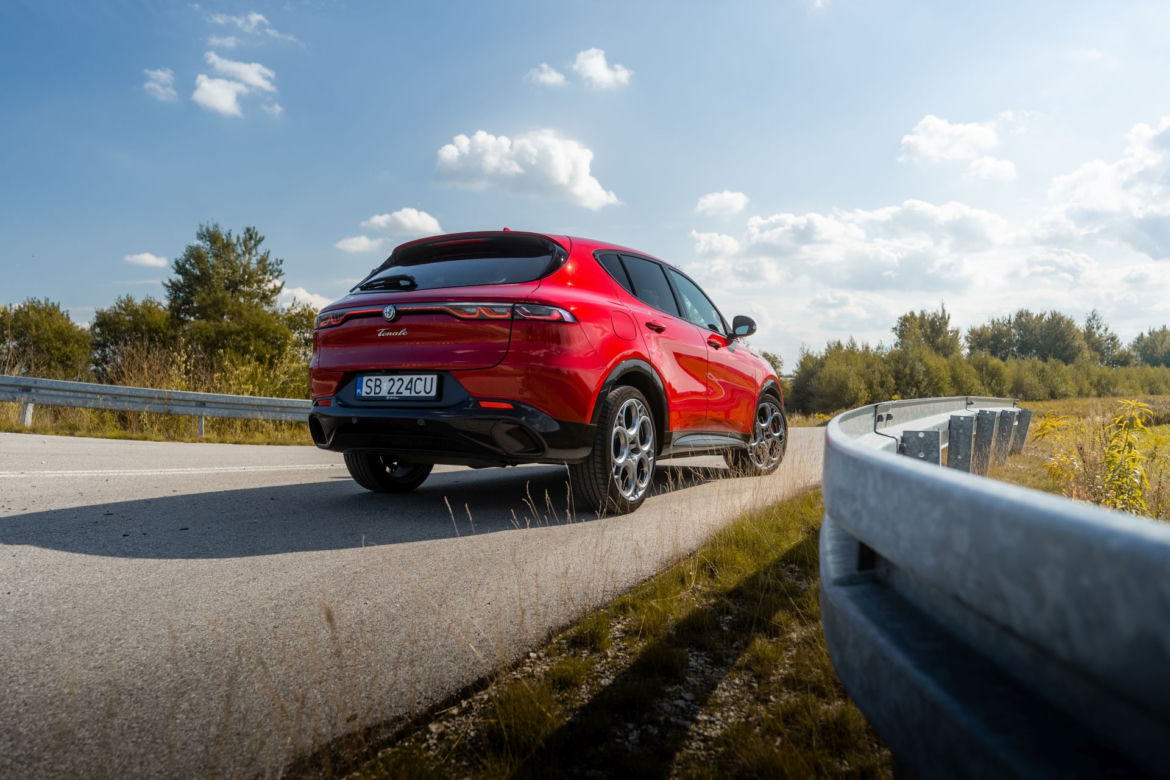 Alfa Romeo Tonale 1.5 T4 Hybrid 130 KM Edizione Speciale