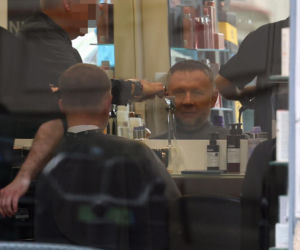 Minister Kierwiński wpadł do fryzjera