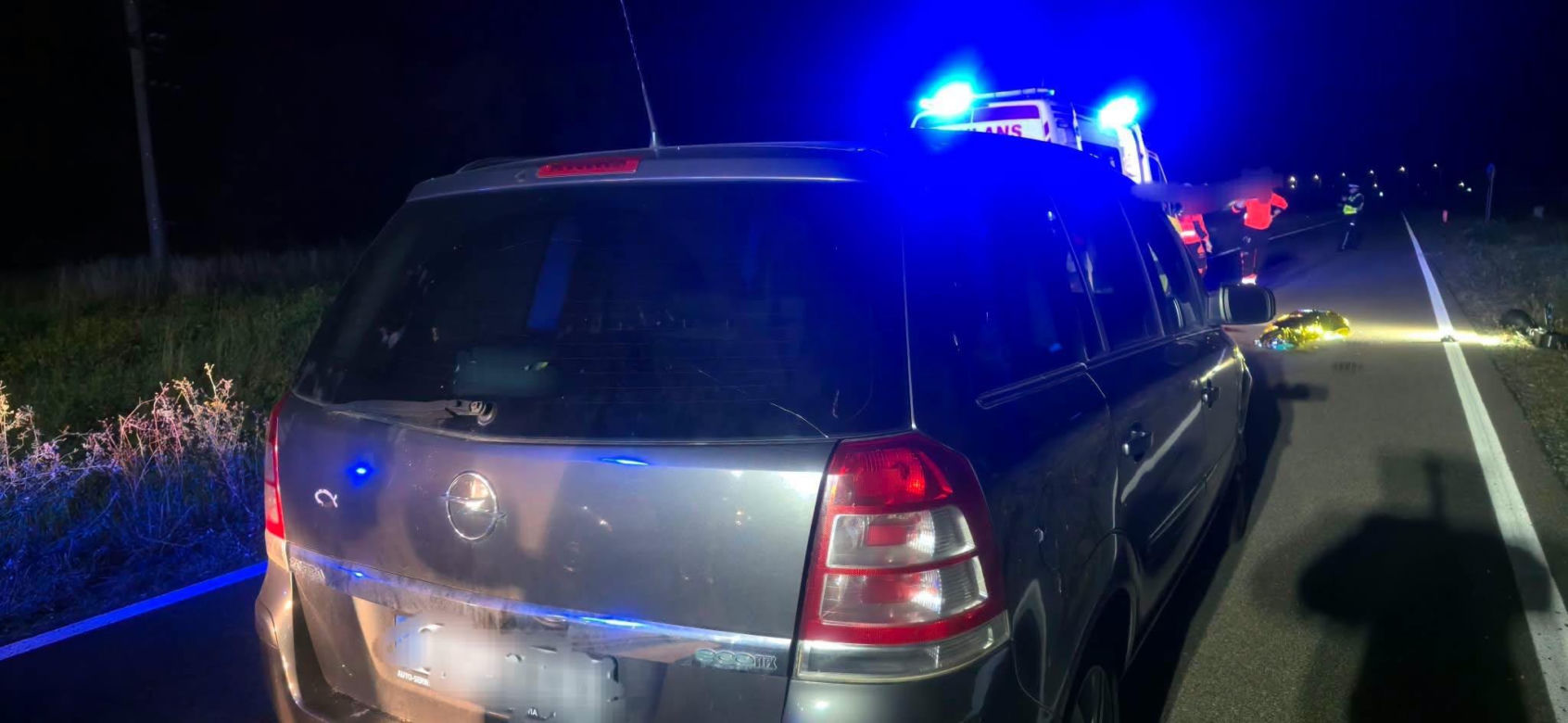 Tragedia pod Elblągiem. 15-latek na hulajnodze zginął po zderzeniu z autem